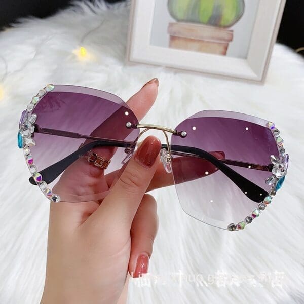 Fashion Diamond Rimless Sunglasses Various Colors - Gradual gray