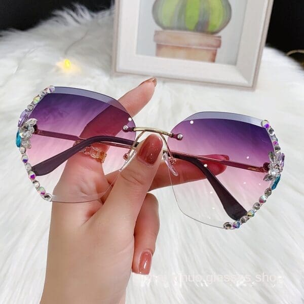 Fashion Diamond Rimless Sunglasses Various Colors - Gradual purple