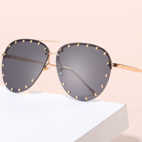 Frameless Rivets Sunglasses Various Designs - Gold framed double powder tablet